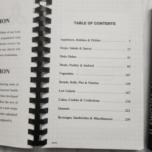 A Taste of Trinity 1 & 2 Trinity Baptist Church Cordova Tennessee Cookbook 1995 - Picture 8 of 11